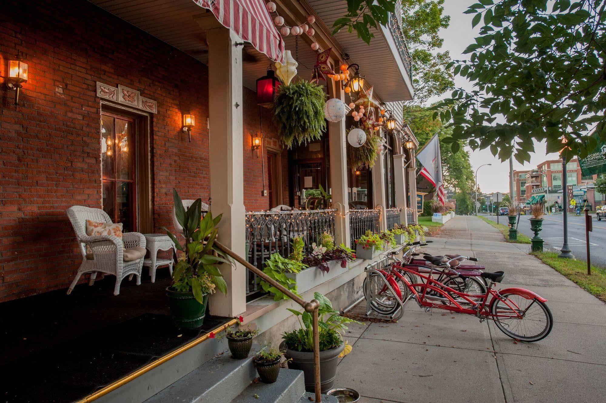 The Inn At Saratoga Saratoga Springs Exterior photo